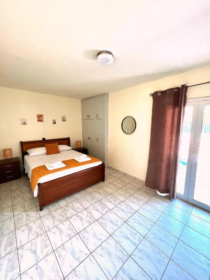 Kalamata Garden Suite Exterior photo