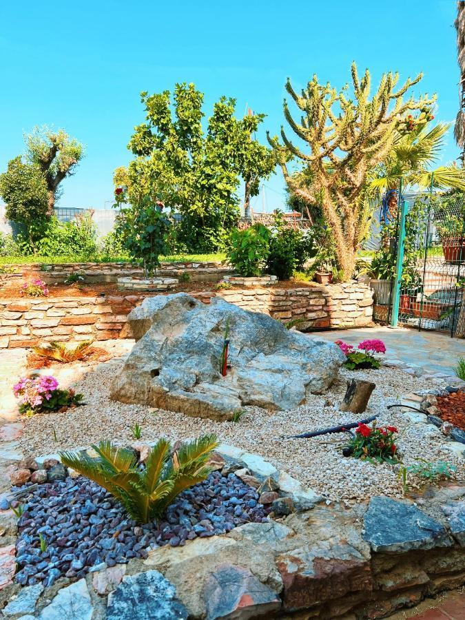 Kalamata Garden Suite Exterior photo