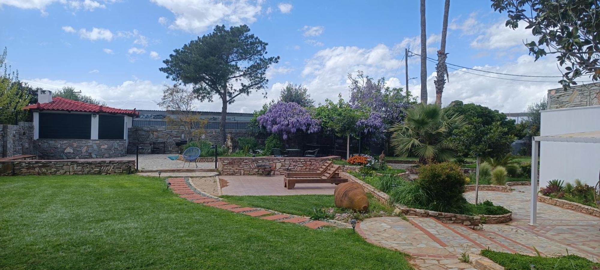 Kalamata Garden Suite Exterior photo